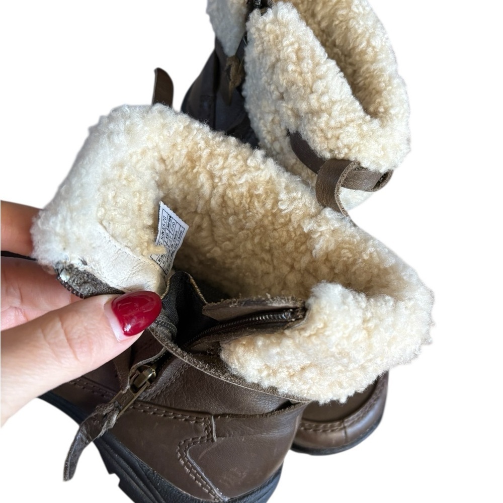 UGG Australia  Brown Fur-Lined ankle Boots size 6 preloved like new - Picture 4 of 10